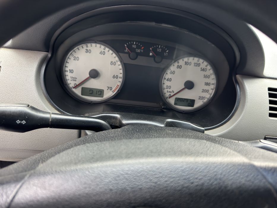 Volkswagen Pointer 2005