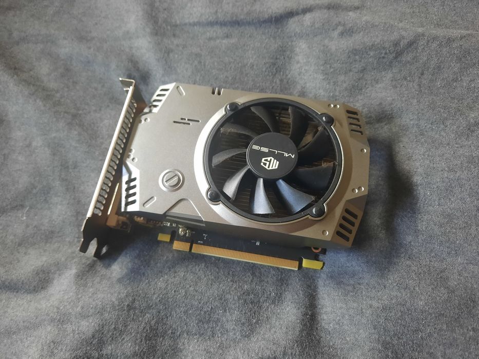 Placa gráfica Rx 550 4gb