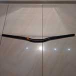 Kierownica Onoff 780mm 31.8 25mm wzniosu Mondraker (dh fr dirt ns fox)
