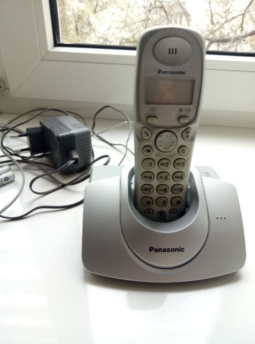 Радиотелефон DECT Panasonic KX-TG1107UAS Silver