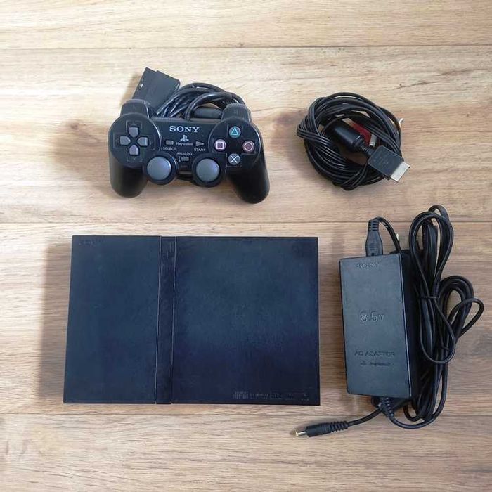 Consola Playstation 2 PS2 SCPH-75004 com cabos e comando