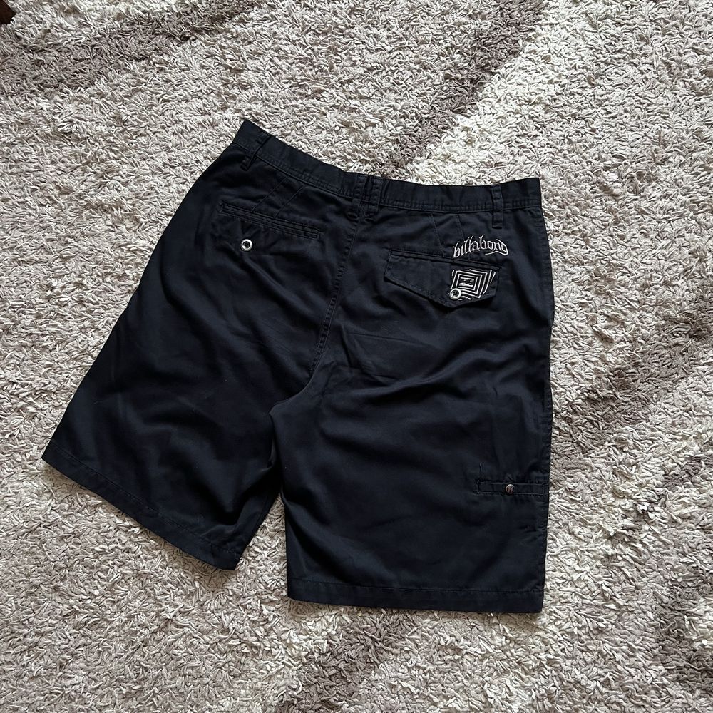 Широкі шорти Billabong