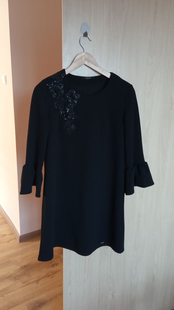 Mohito czarna sukienka S 36 elegancka biurowa do pracy