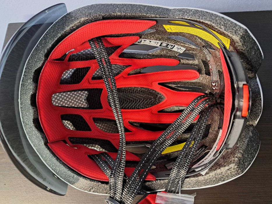 Kaski Kask rowerowy Shinmax r. 57-62 cm M/L ze zdejmowanymi goglami