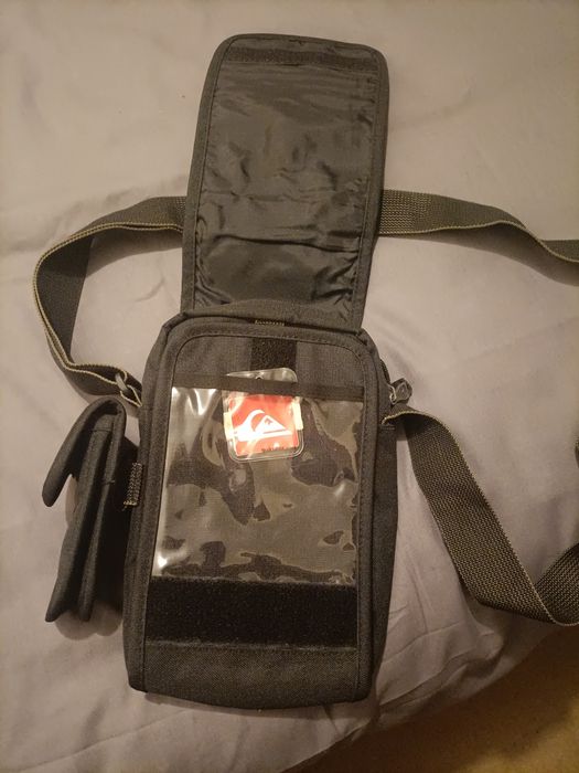 Vendo pochete Quicksilver