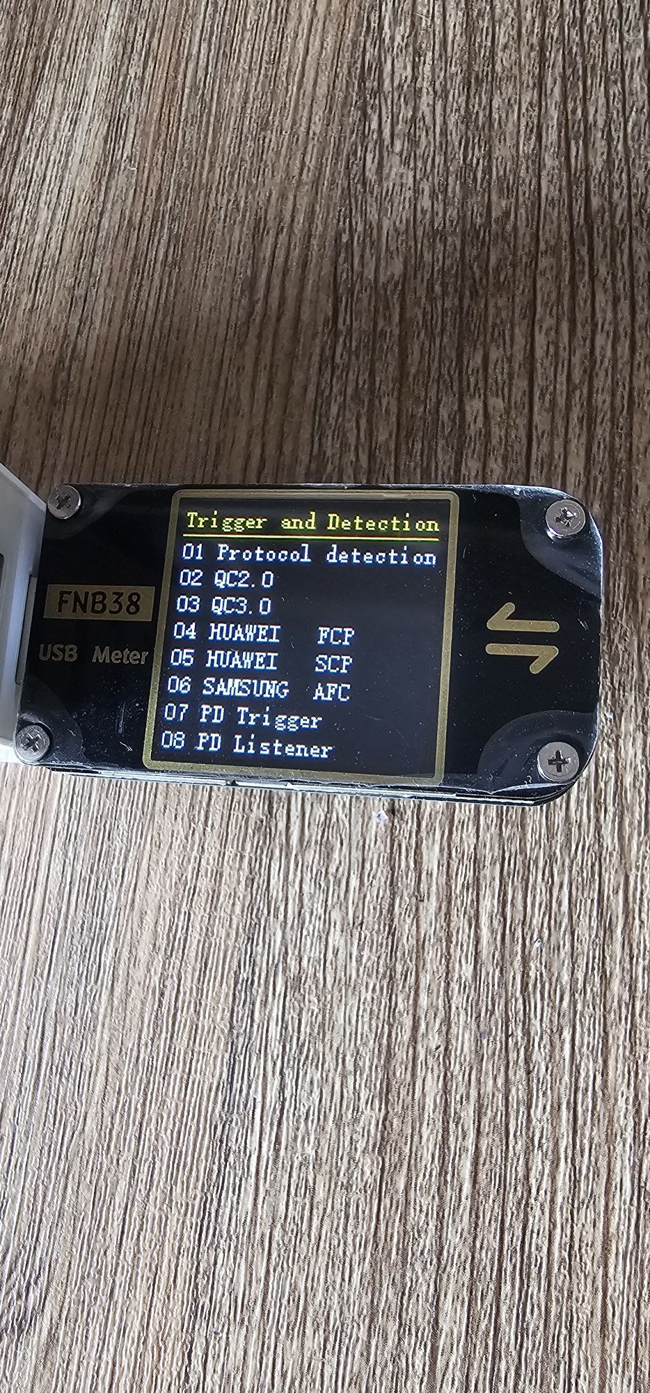 Тестер USB    FNIRSI  FNB38