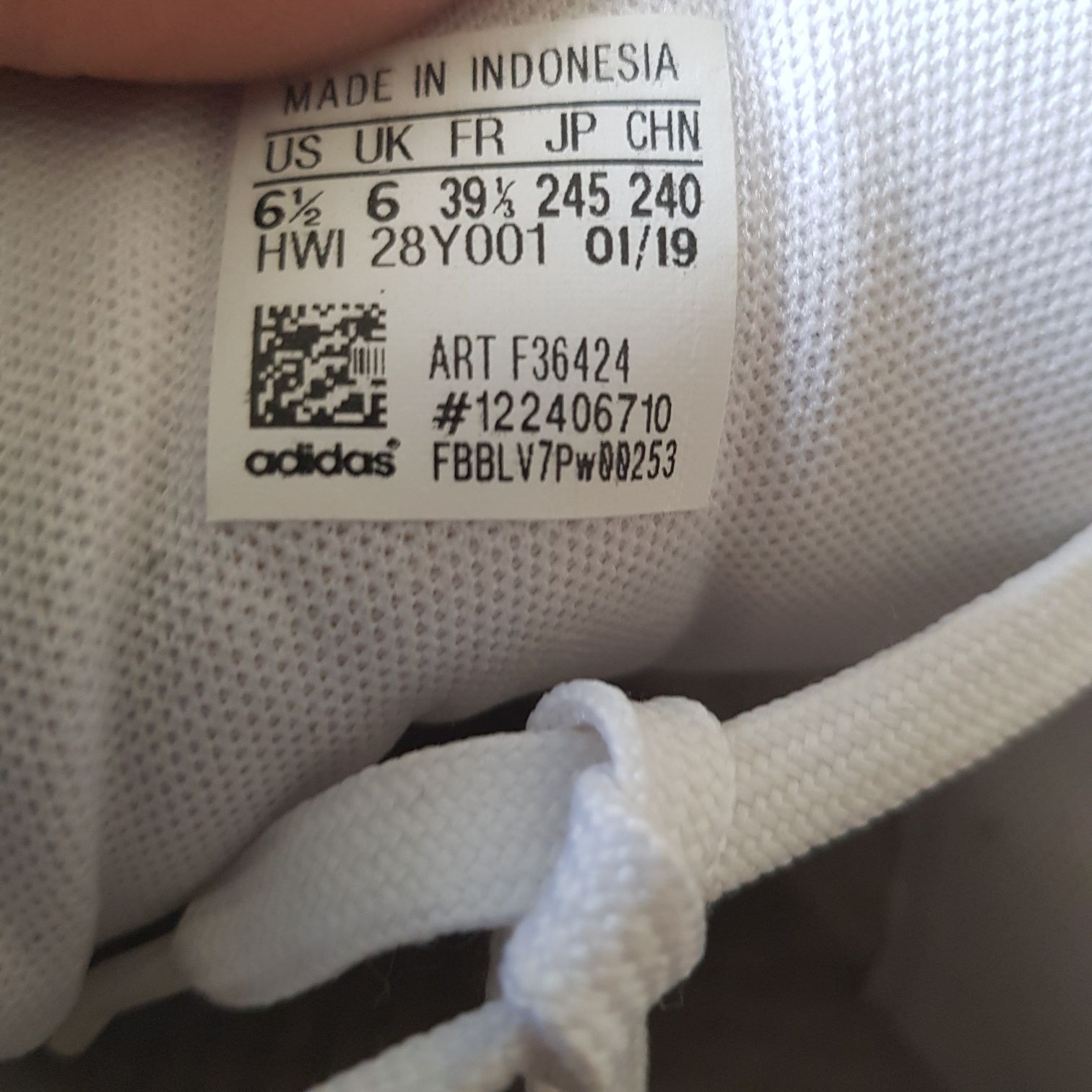 Adidas r 39 1/3 długość wkładki 24,5