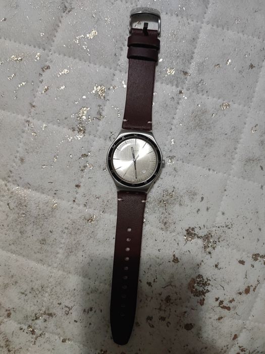Relógio Swatch Irony Big Classic YWS423 – com caixa original