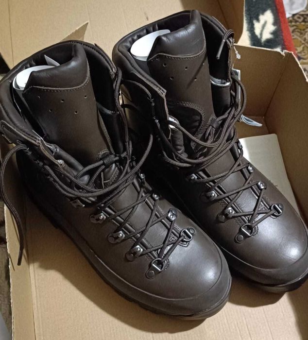 Продам нове взуття