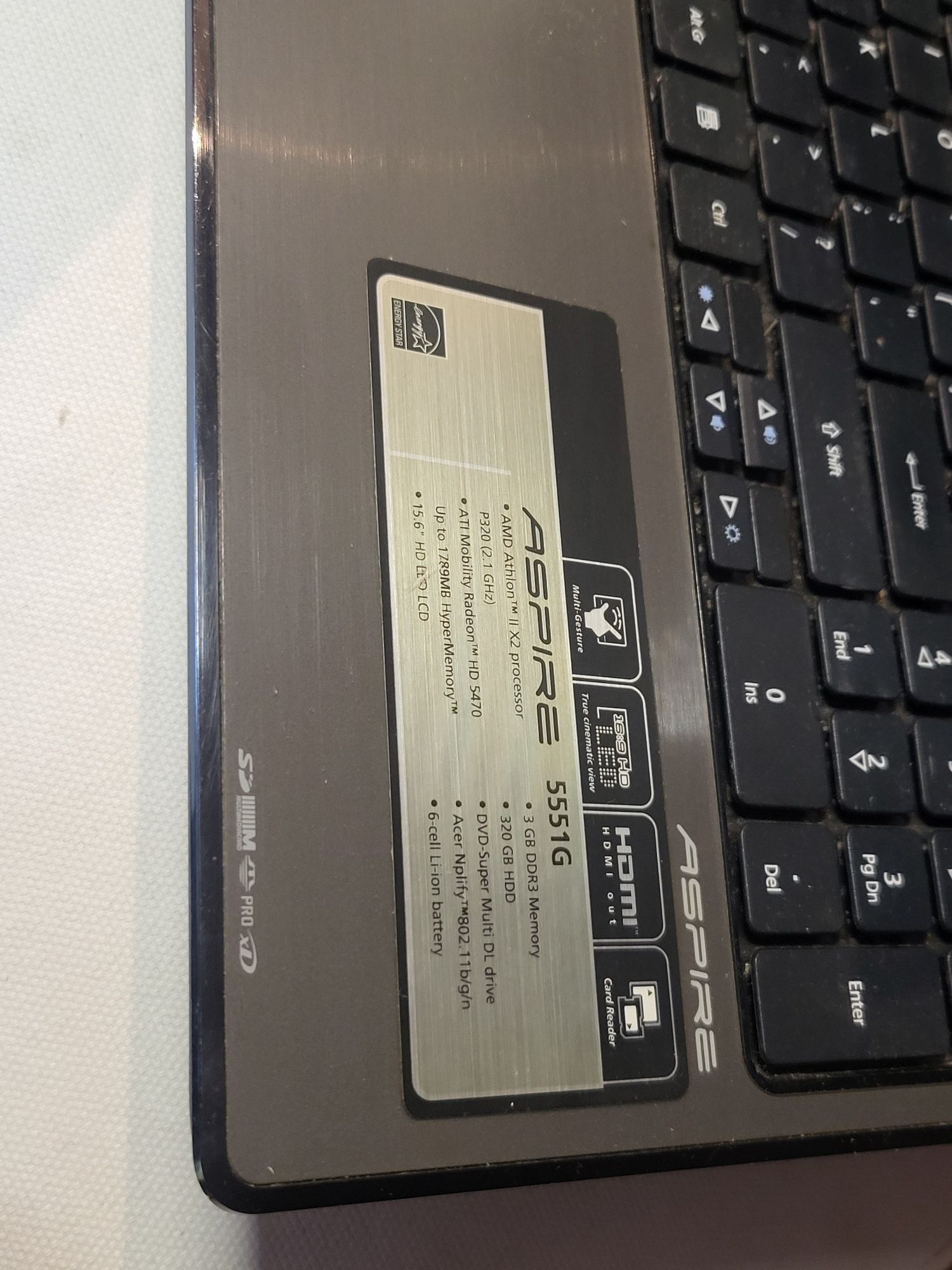Uszkodzony laptop  ACER aspire 5551 model:NEW75