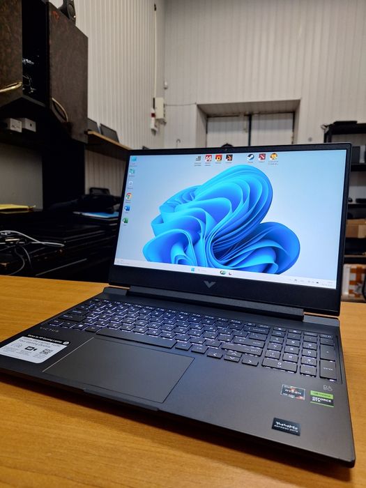 HP Victus 15-fb1013dx Ryzen 5 7535HS RTX 2050 4Gb DDR5 16Gb SSD 512Gb