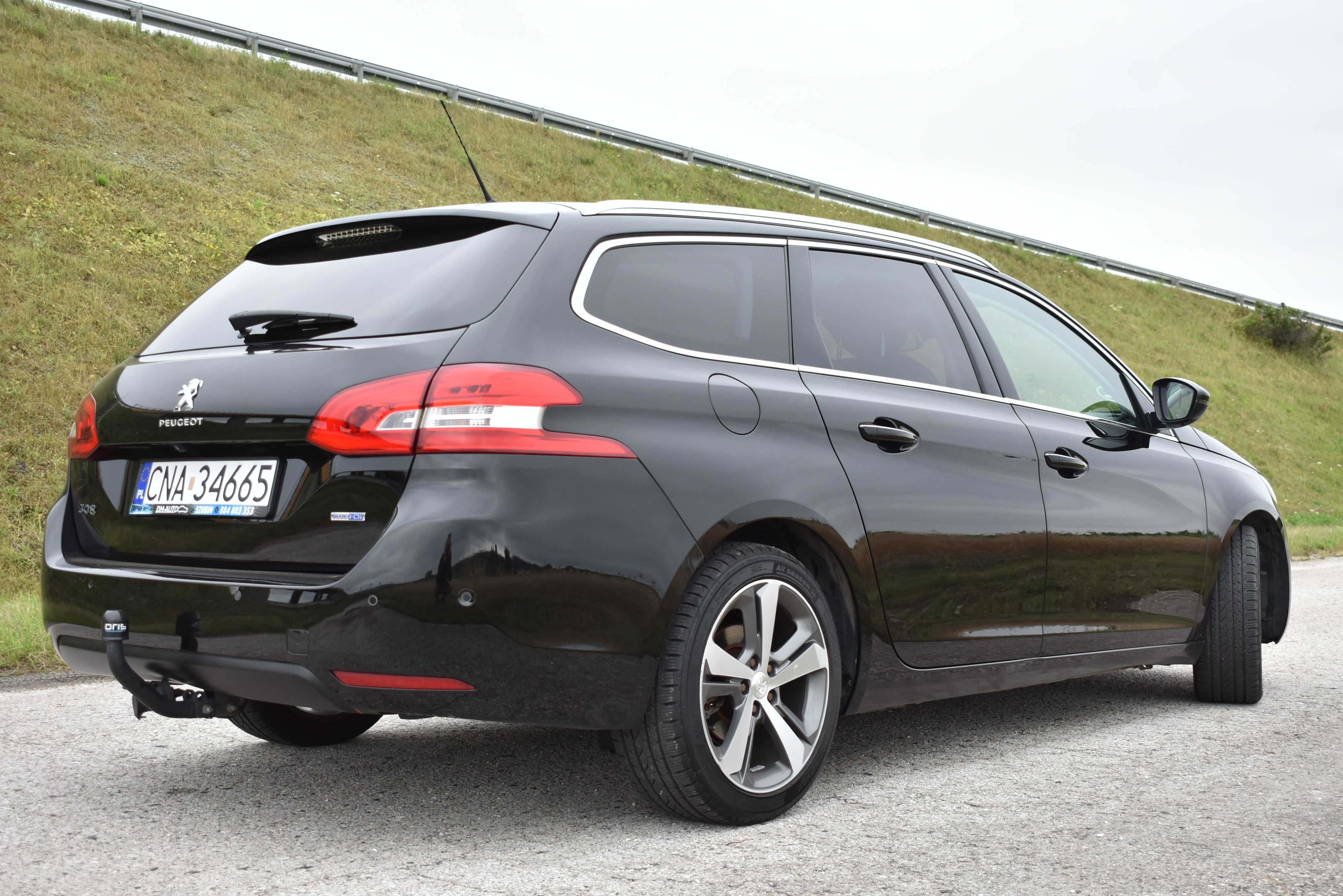 Peugeot 308 1.6HDI FULL LED Skóra/Alcantara Pano Kamera NOWY Rozrząd