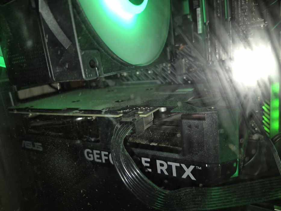 Продам відеокарту rtx 4060