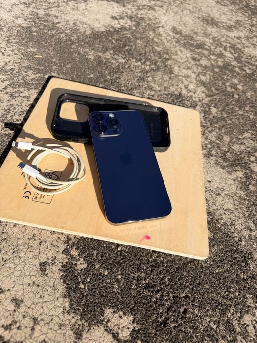 Iphone 14 pro max roxo