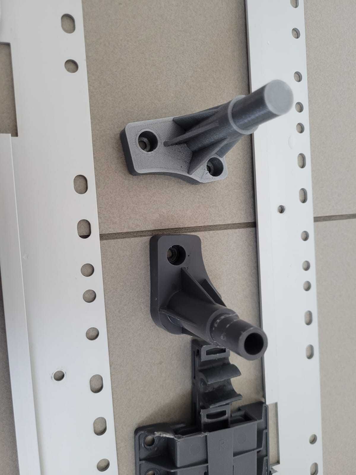 Elementy systemu zawiasów Ikea Behjalpig