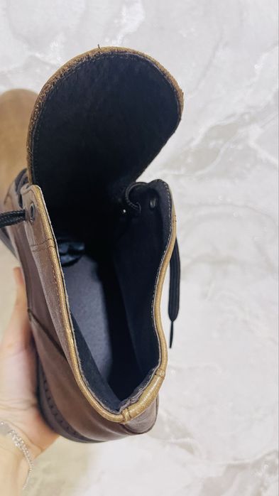 Чоловічі ботінки