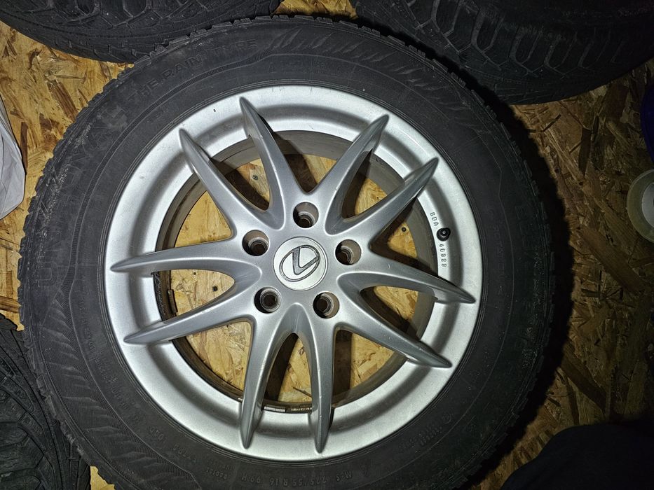 Alufelgi Lexus 7.0x16 ET40  5x114,3 mm Ronal komplet + opony zimowe