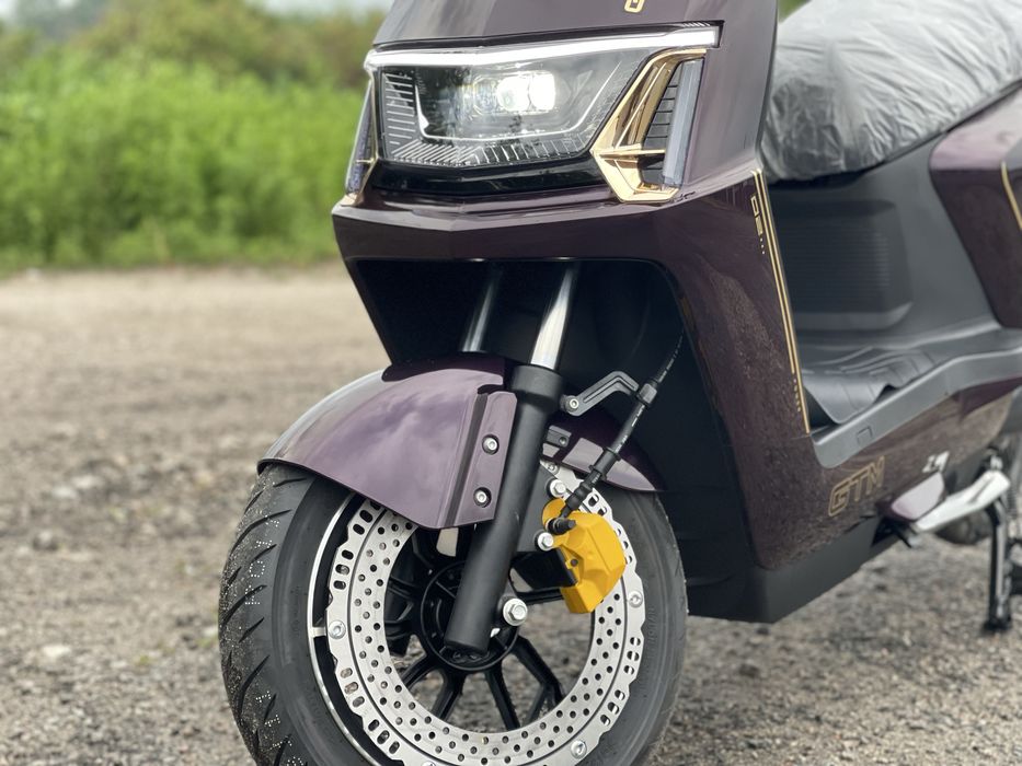 Електроскутер GTM Volt 1500