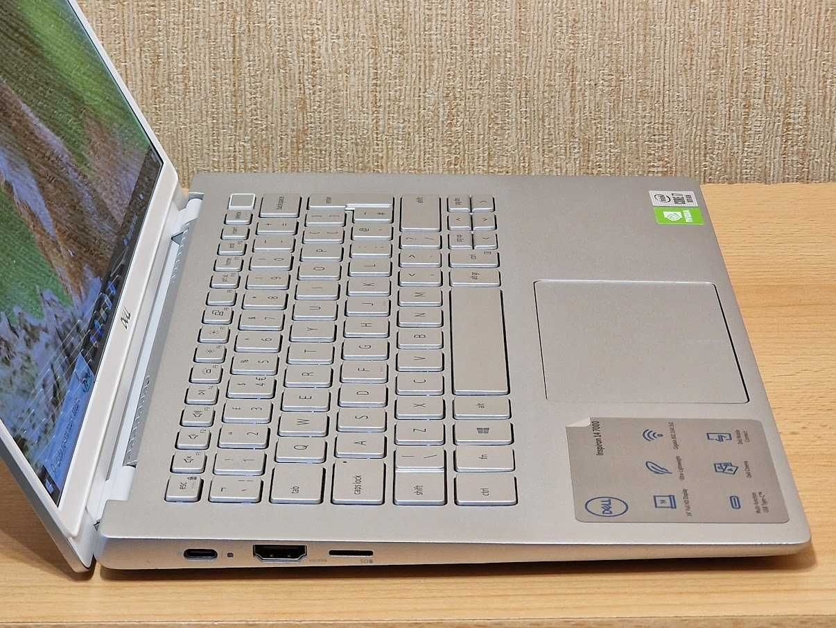 Dell Intel Core i7-10510U NVidia GeForce MX250 RAM 16Gb Батарея 7годин