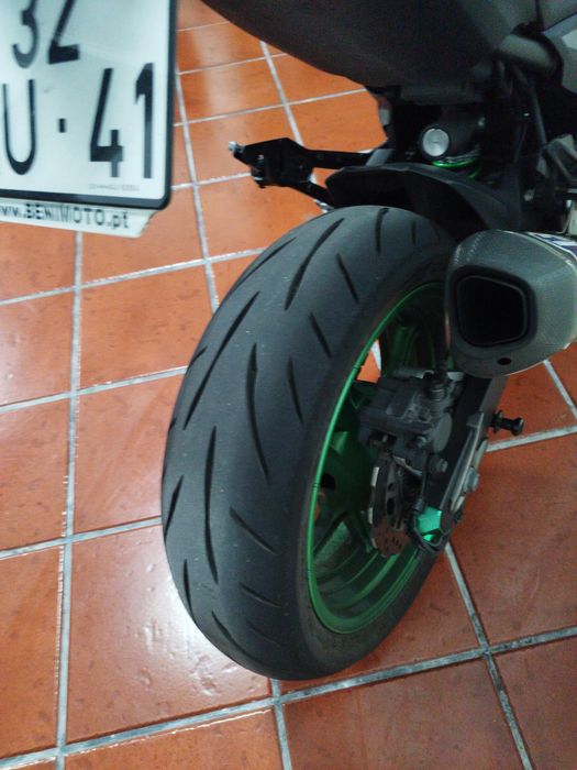 Kawasaki z 800 em excelentes condições