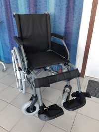 Cadeira de rodas- Nova