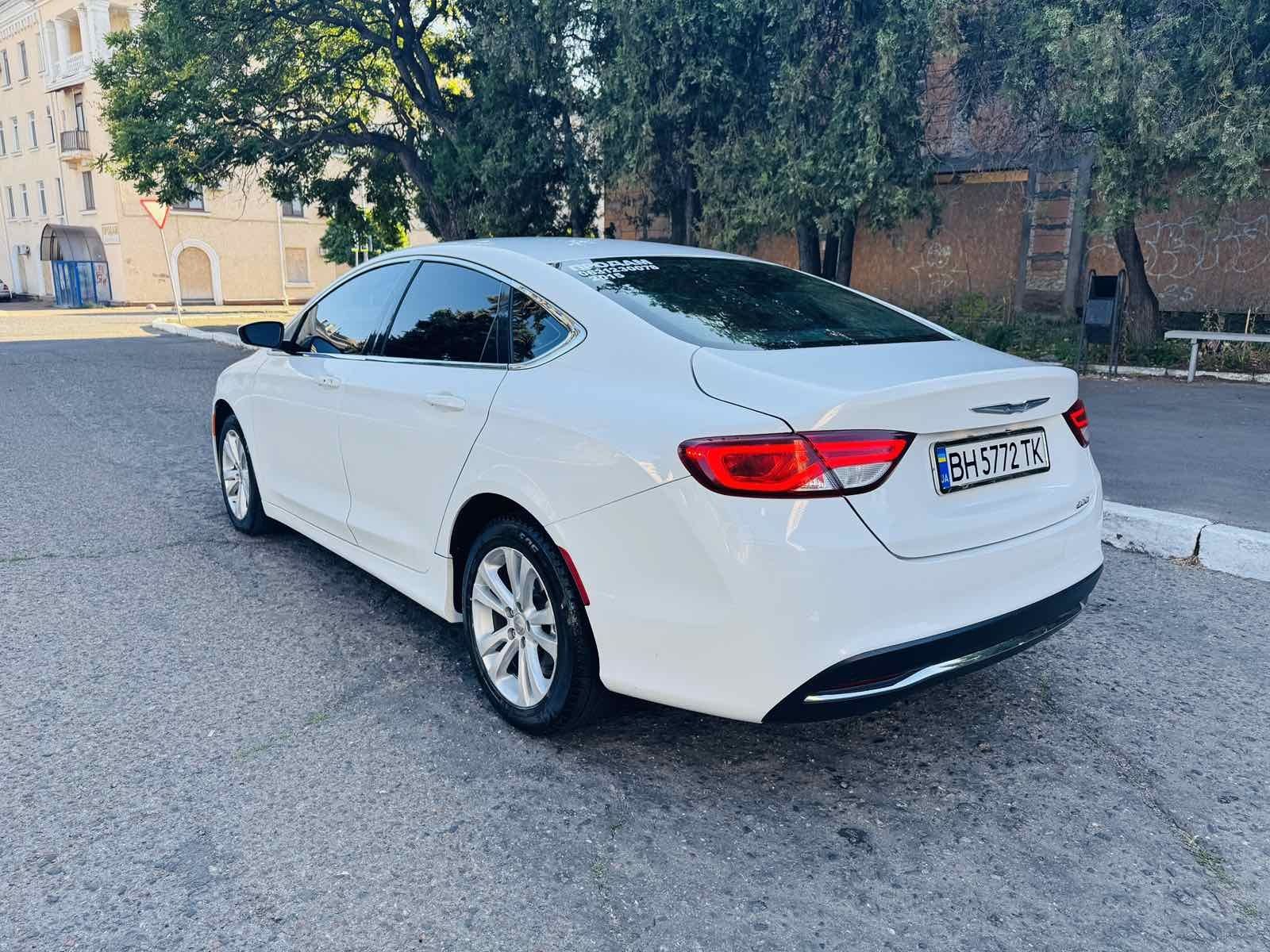 Chrysler 200 2015 г