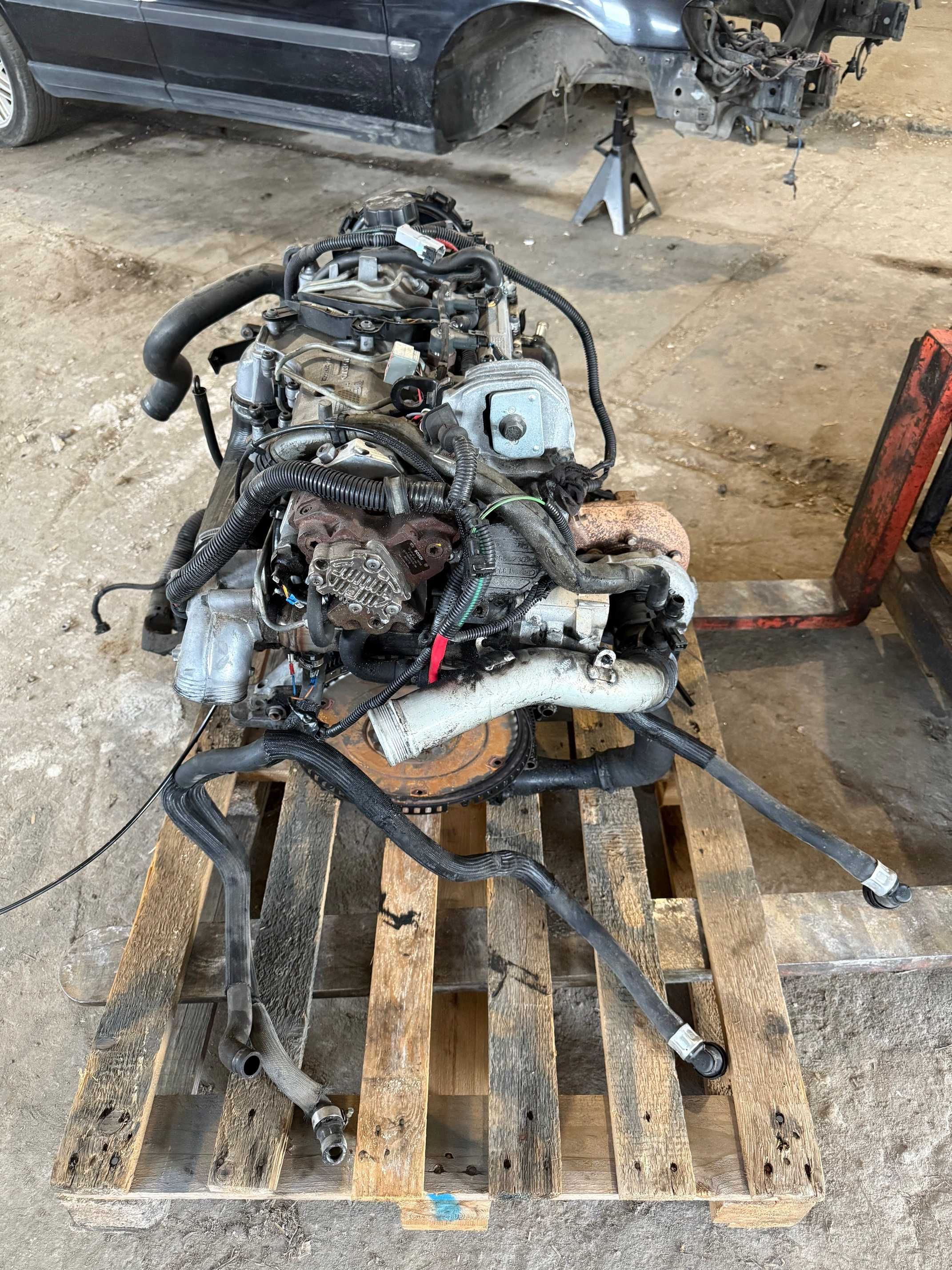 Volvo V70 Silnik kompletny 2.4 D5 163KM D5244T