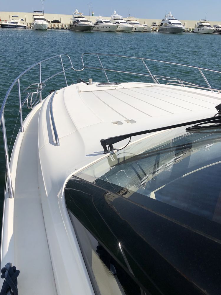 Яхта Princess 50
