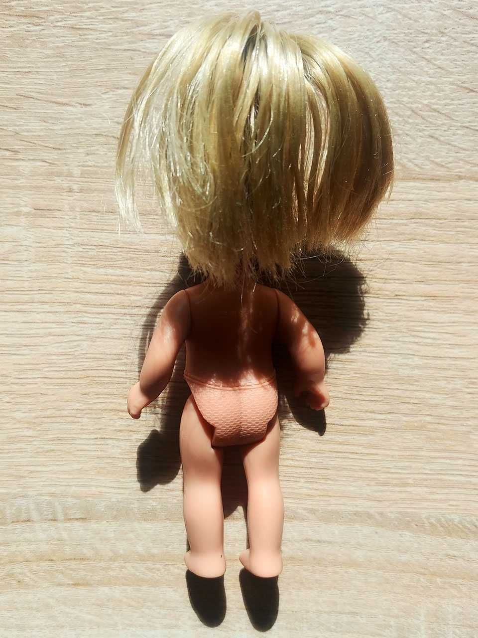 Лялька ляля шарнірна OMGirl 11см