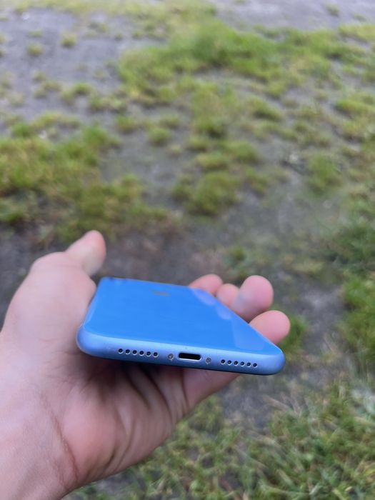 Продам iphone Xr 128 Newerlok