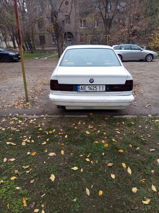Продам бмв е34 м20б25 
Мотор 2.5 паук
Состояние технически отличное 
Е