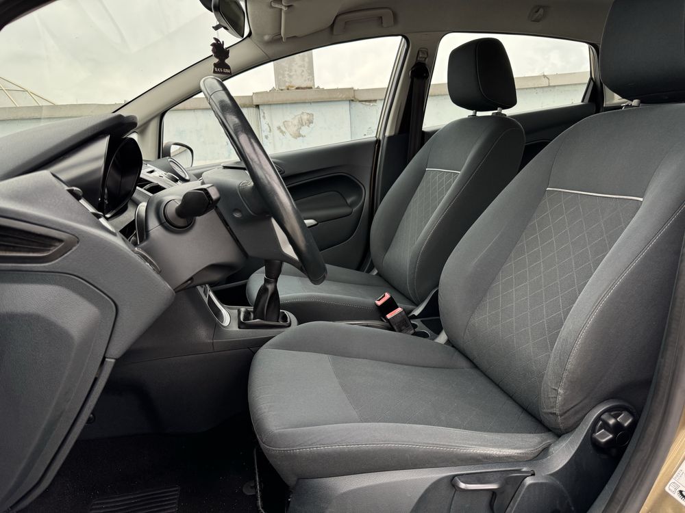 Ford Fiesta 2012 rok 1.4 tdci 70km niski przebieg 5 drzwi klima Niemcy