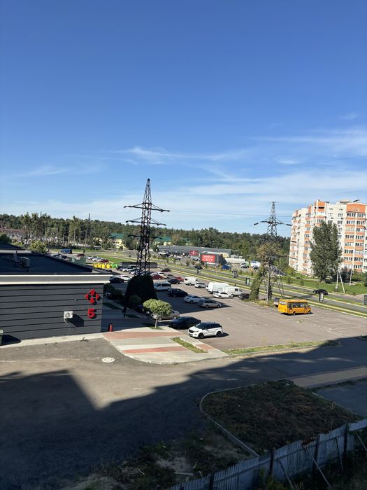 Велика 2кімнатна квартира з терасою в Континенті 4 черга