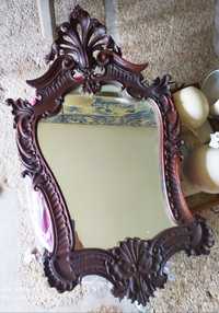 Espelho Antigo em Madeira de Castanho
