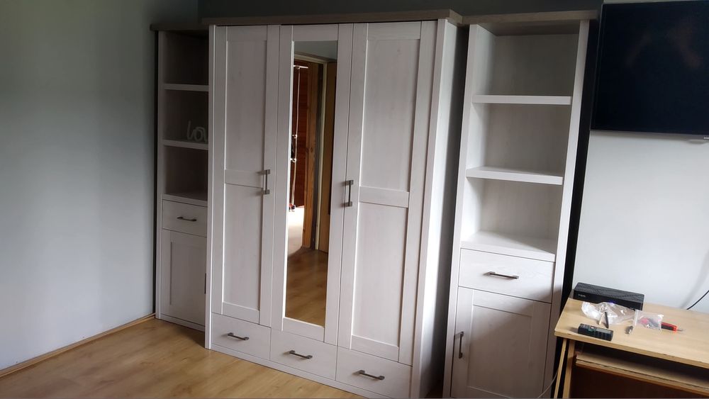 Zestaw mebli Luca Juzi z Black Red White