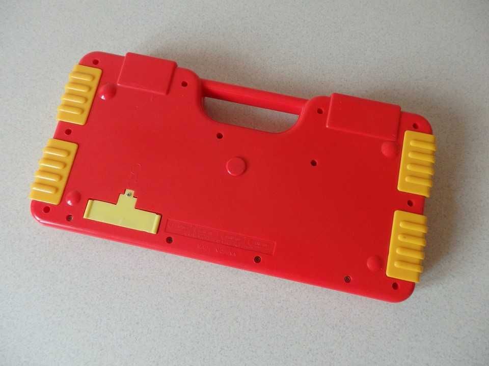Instrument klawiszowy dla dziecka - dużo funkcji.