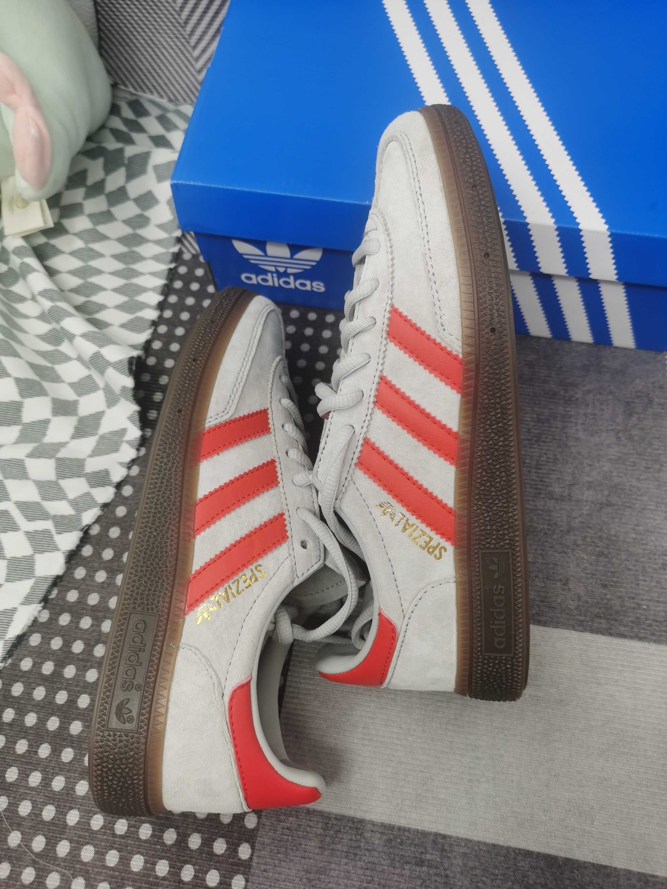 adidas handballl spezial grey/red  37