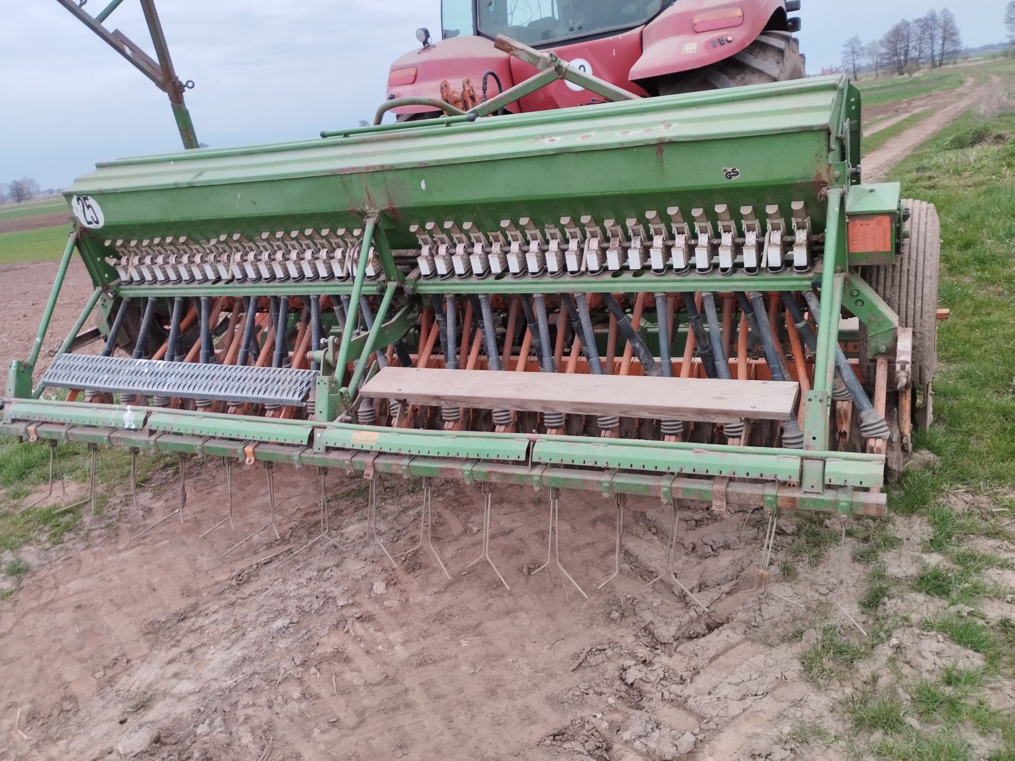 Agregat zestaw siewno-uprawowy amazone d8 4m brona aktywna hydropak