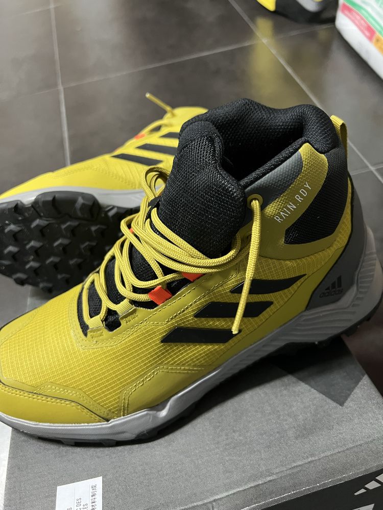 Adidas Eastrail  2 Mid Rain Rdy Tamanho 43 1/3