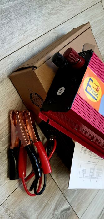 Преобразователь-инвертор напряжения 2200W с чистой синусоидой "ERYUAN"