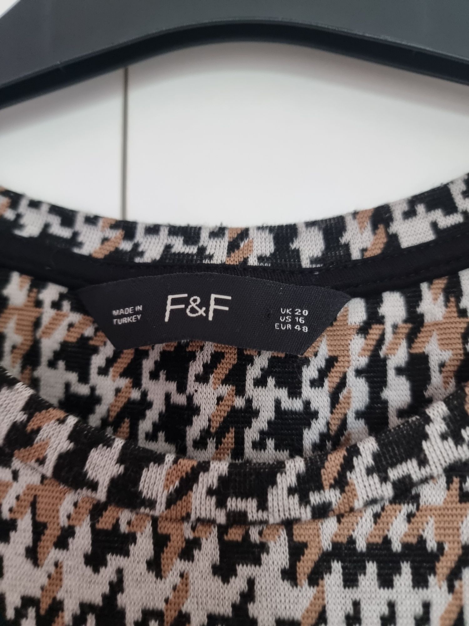 Dzianinowa sukienka tunika F&F 48