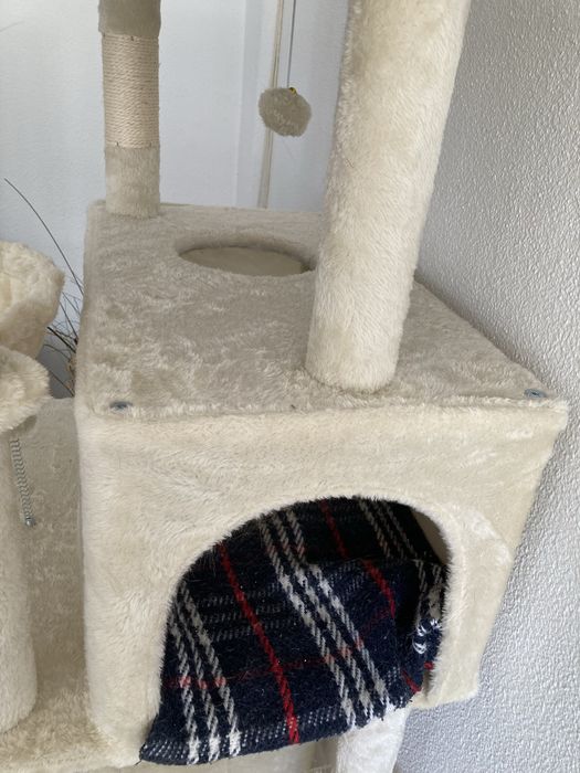 Arvore/torre grande para gatos nova e ja montada