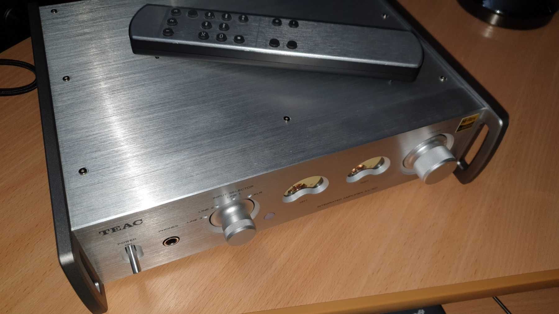 Балансный стереоусилитель TEAC AX-501 (видеообзор)