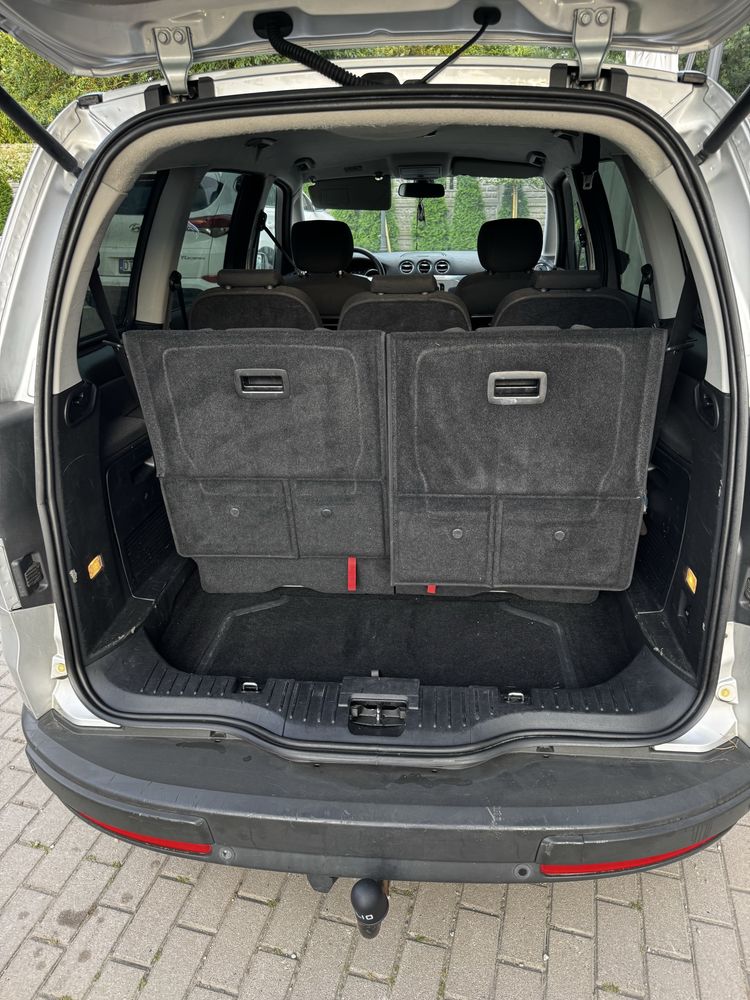 Ford Galaxy 7 osobowy 2.0 140 koni manual