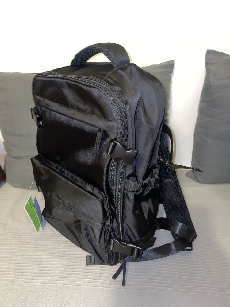 Mochila c/ compressão a vácuo - estilo Airback