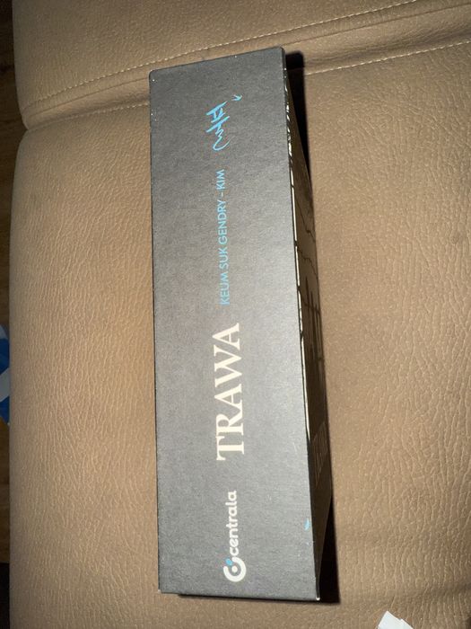 Trawa - Keum Suk Gendry - Kim