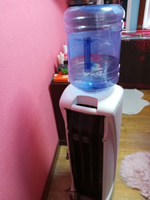 Bebedouro usado mais em bom estado