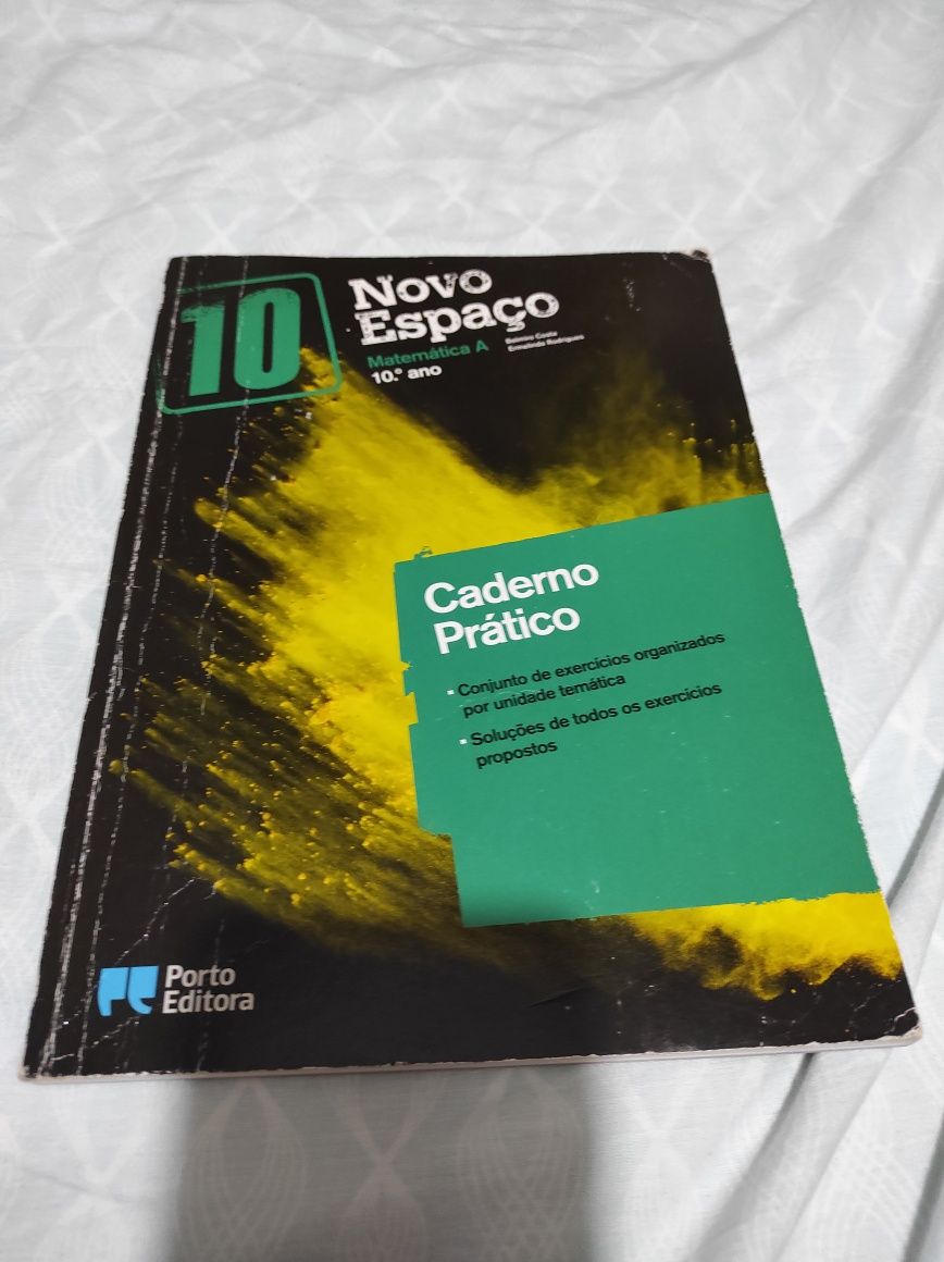 caderno Prático do Novo Espaço de Matemática A do 10 ano.