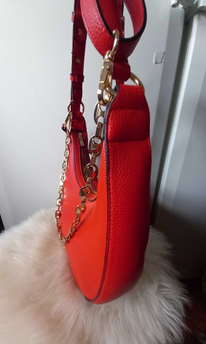 Сумка 'багет" красная L.CREDI. искусствен. кожа