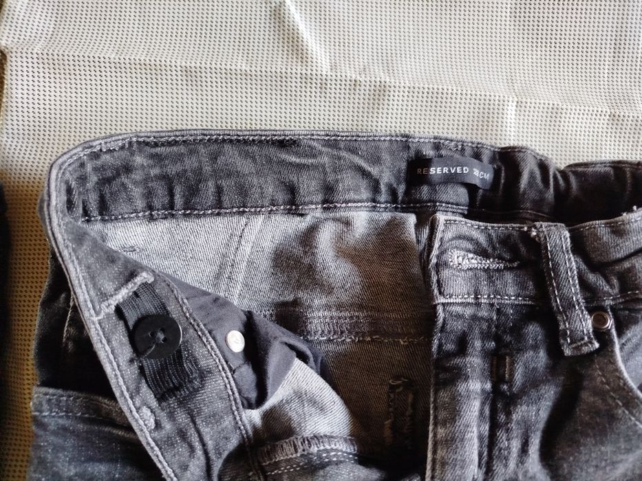 Продам джинси на хлопчика